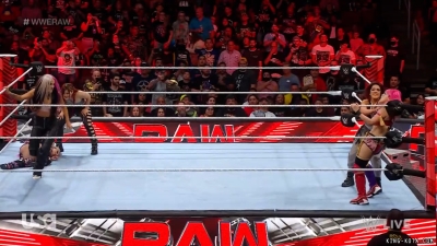 Click to view full size image
==============
dakotaraw20220801_00_01_37_00_Still137.jpg dakotaraw20220801_00_01_37_00_Still137.jpg