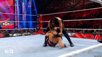 Click to view full size image
==============
dakotaraw20220912_00_11_21_15_Still819.jpg dakotaraw20220912_00_11_21_15_Still819.jpg