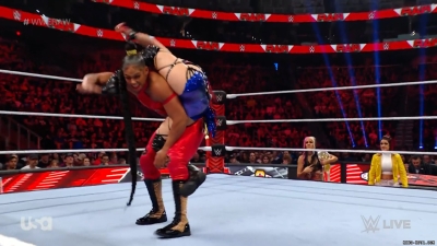 Click to view full size image
==============
dakotaraw20220926-01_00_08_01_15_Still285.jpg dakotaraw20220926-01_00_08_01_15_Still285.jpg