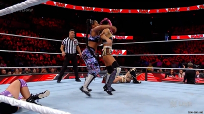 Click to view full size image
==============
dakotaraw20221017_00_11_11_15_Still729.jpg dakotaraw20221017_00_11_11_15_Still729.jpg