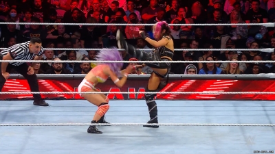 Click to view full size image
==============
dakotaraw20221128_00_11_01_00_Still1037.jpg dakotaraw20221128_00_11_01_00_Still1037.jpg