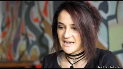 Click to view full size image
==============
EvieMCWDoc_Still1066.jpg EvieMCWDoc_Still1066.jpg